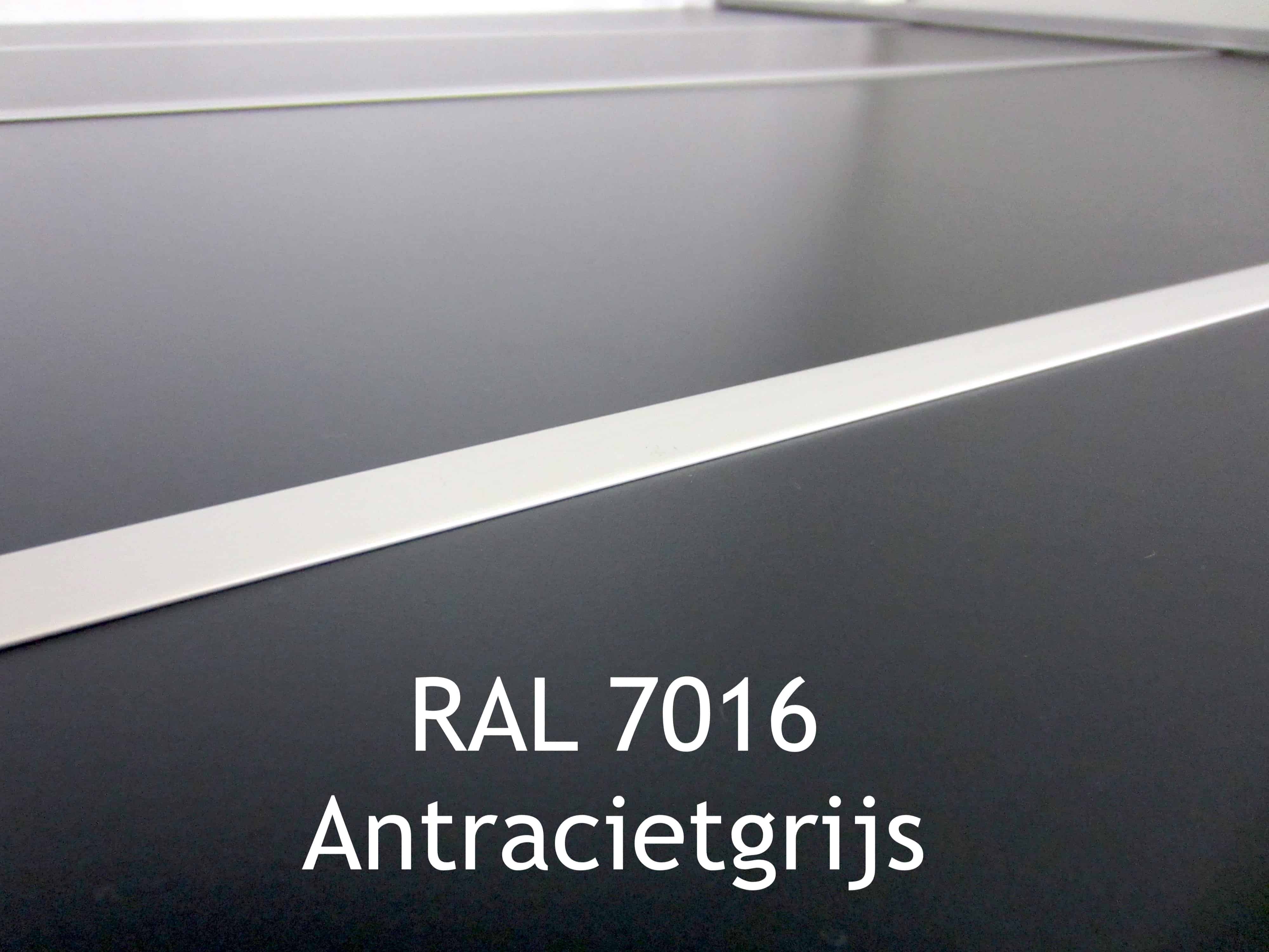 ©RAVO_Privacywand_in_antracietgrijs_RAL7016